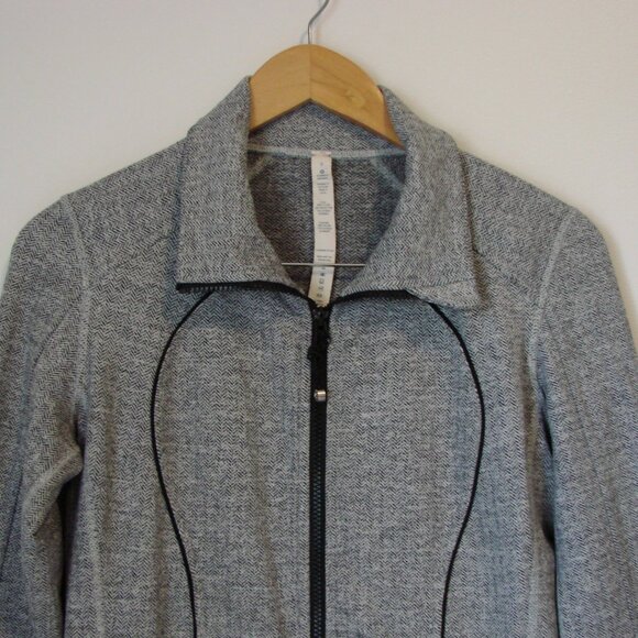 Lululemon Nice Asana Jacket Yoga Gray White Black Heathered Herringbone Size 8 - Picture 8 of 16